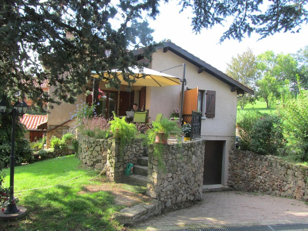 Bed and Breakfast Gitenchassagne Thurins Экстерьер фото